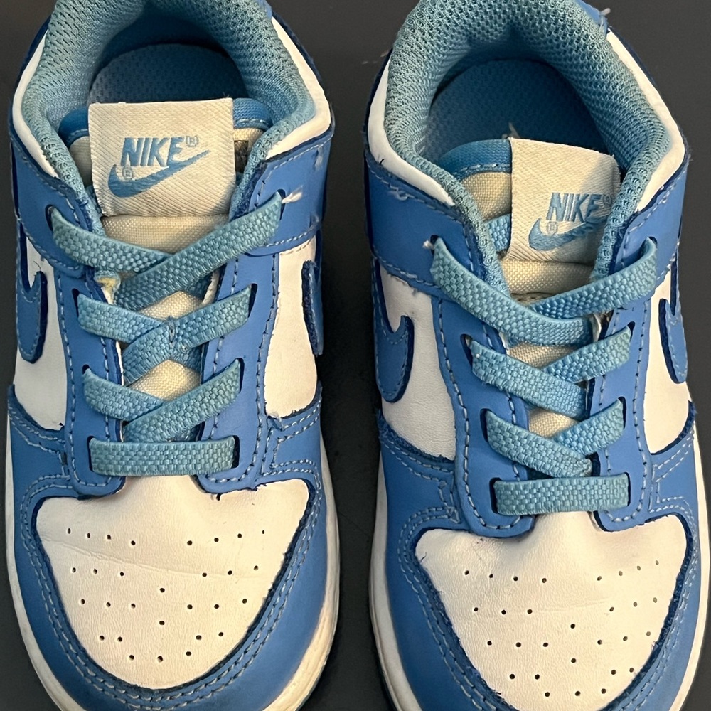 8C Nike ones